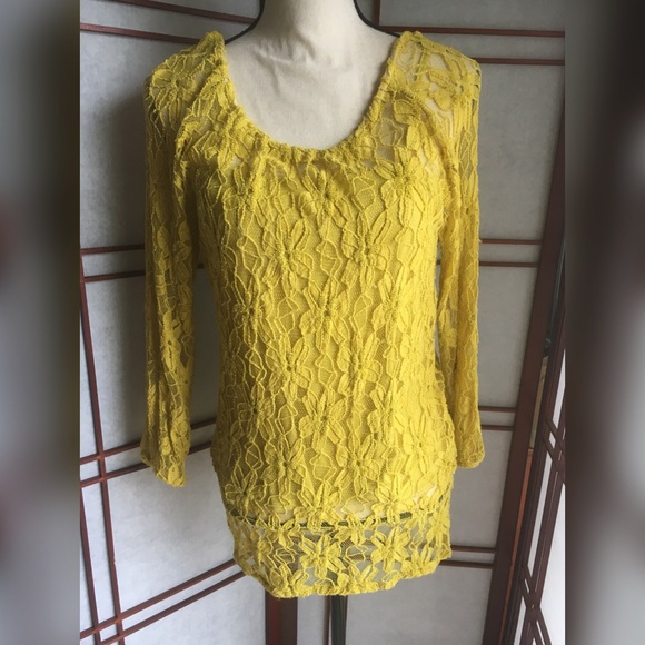 Urban Mango Tops - SMALL Urban Mango Mustard Yellow Lace Top w Tank